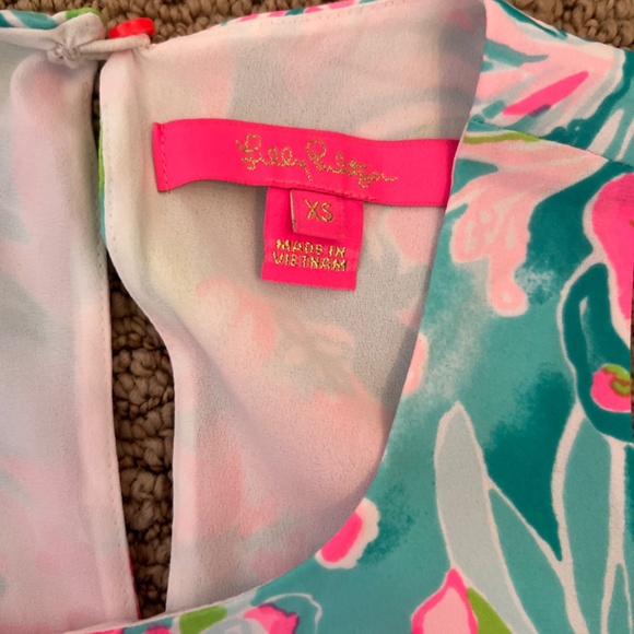Lilly Pulitzer Lyle top hot on the scene top Size XS - Picture 5 of 6